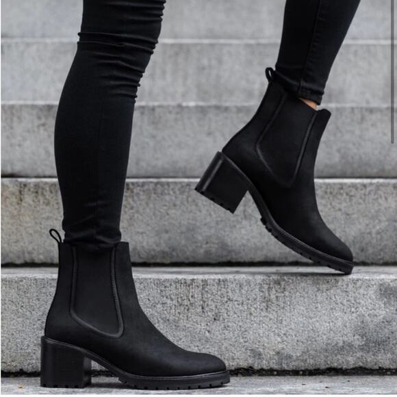 Thursday Boot Company Black Matte Chelsea Knockout Chunky Heel Leather Boots 6 - Picture 1 of 9